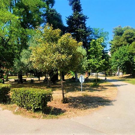Apartment Fain - Private Parking Задар Екстериор снимка