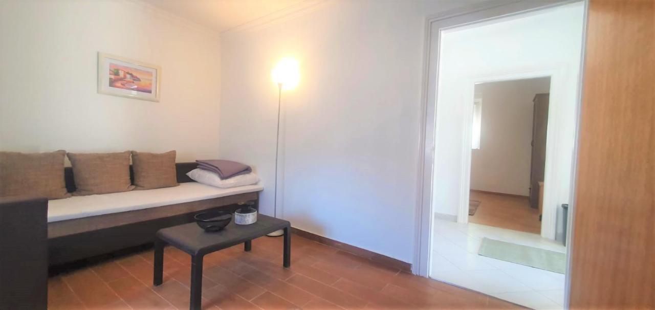 Apartment Fain - Private Parking Задар Екстериор снимка