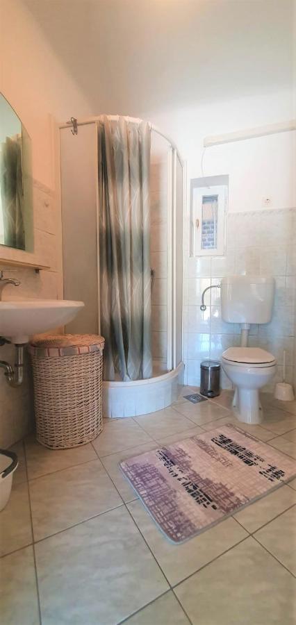 Apartment Fain - Private Parking Задар Екстериор снимка