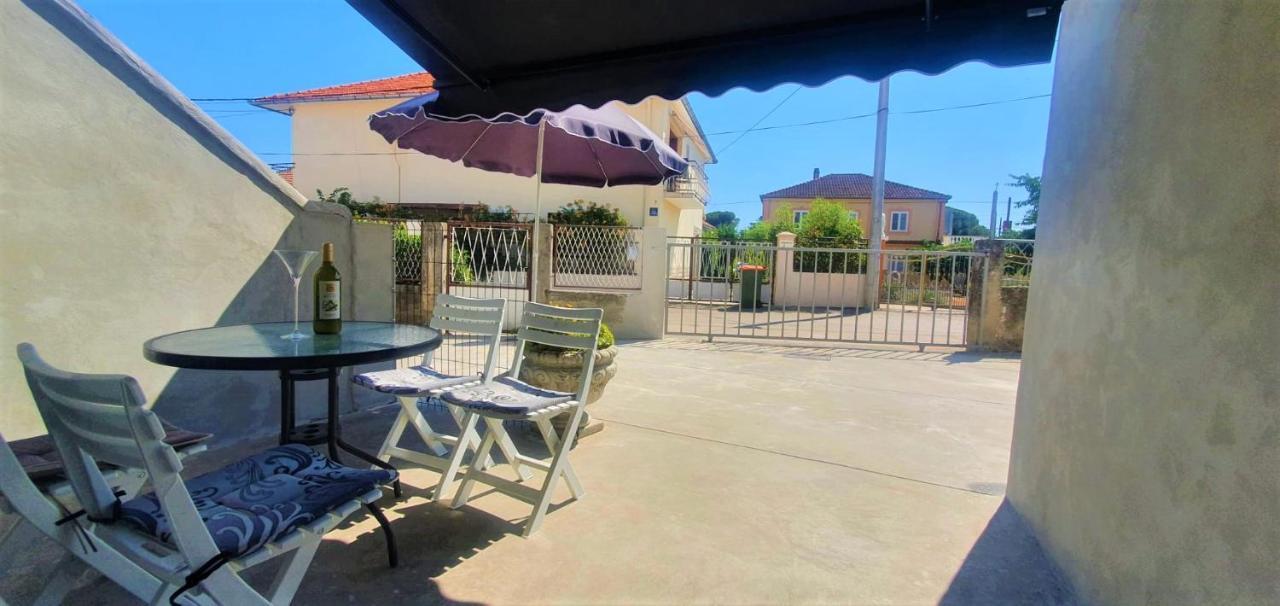 Apartment Fain - Private Parking Задар Екстериор снимка